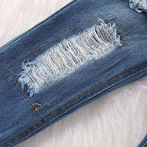 Cactus Pattern Tee and Frayed Jeans, zoerea.com
