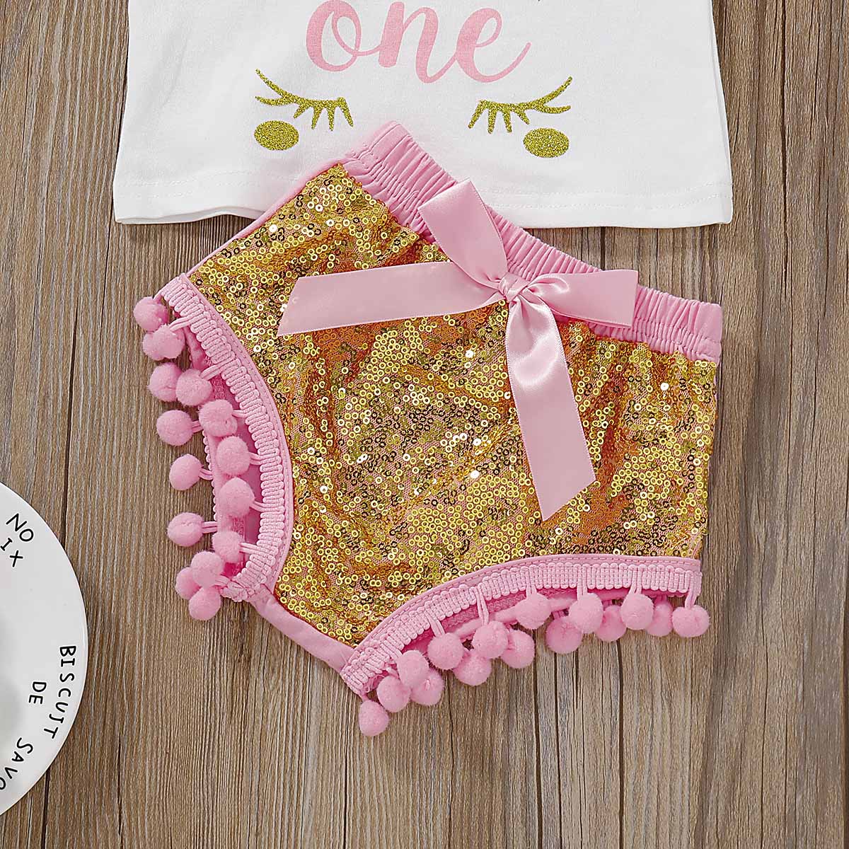 Adorable Tank And Pompon Bowknot Shorts Set, zoerea.com