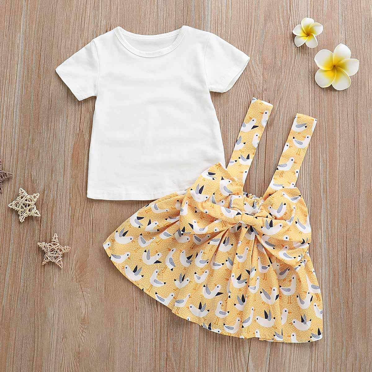 2-piece White Tee And Bow Suspender Skirt Set, zoerea.com