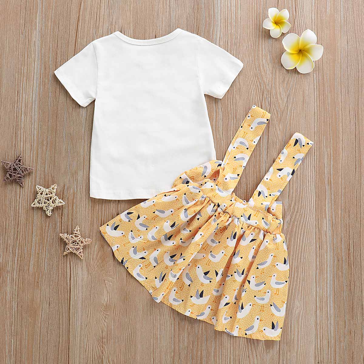 2-piece White Tee And Bow Suspender Skirt Set, zoerea.com