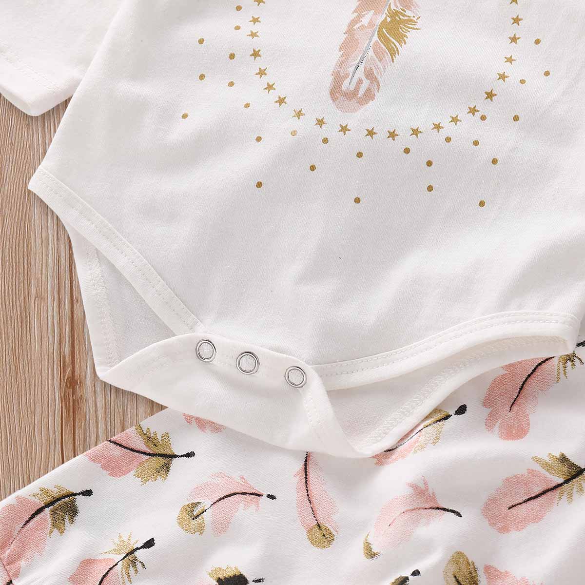 Pretty Feather Printed Romper, Pants And Hat Set, zoerea.com